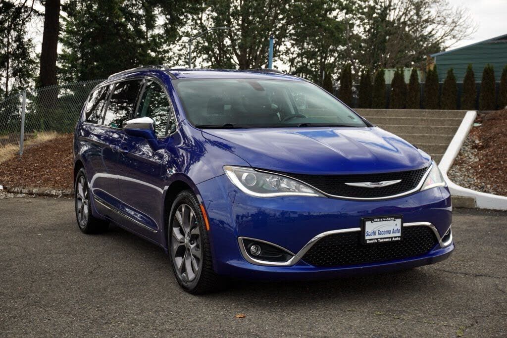 2019 CHRYSLER Pacifica