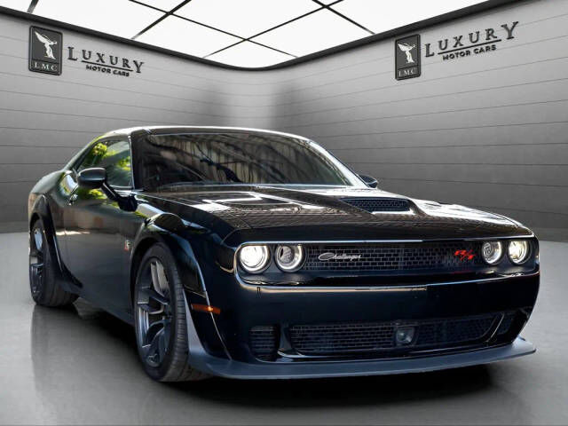 2023 DODGE Challenger