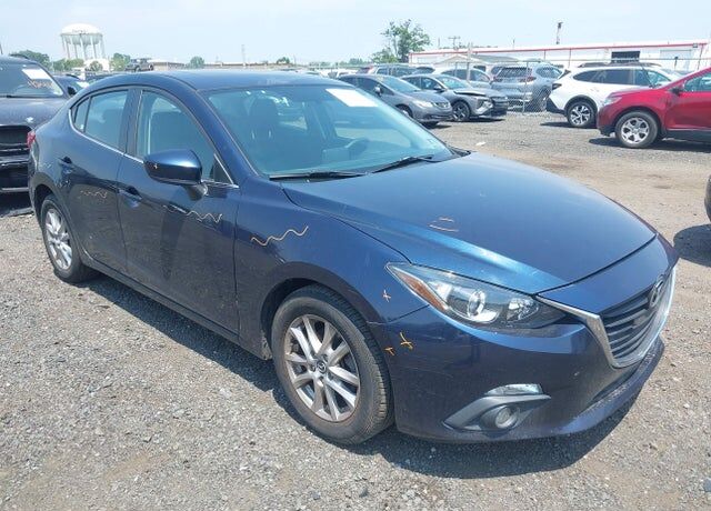 2015 MAZDA Mazda3