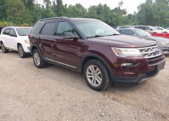 2018 FORD Explorer