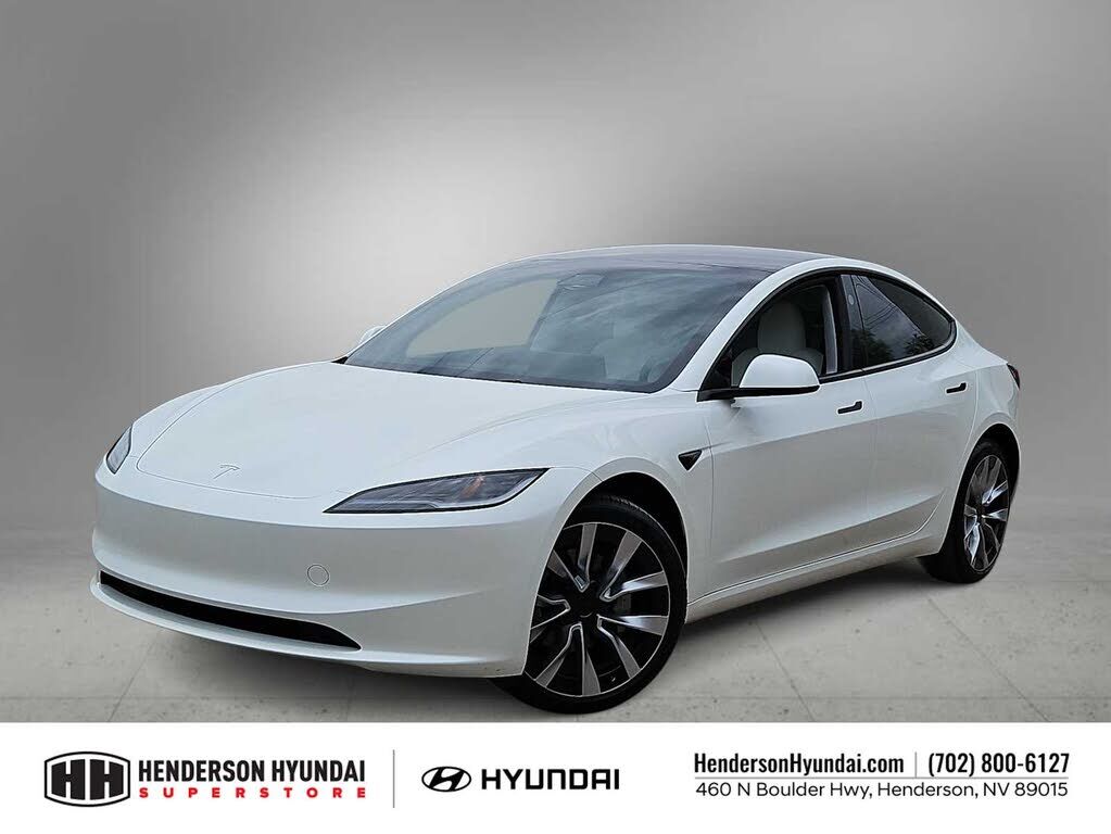 2025 TESLA Model 3