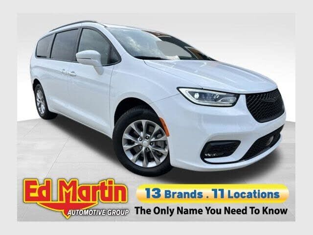 2022 CHRYSLER Pacifica