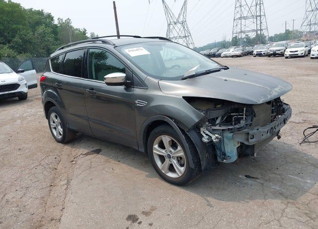 2015 FORD Escape