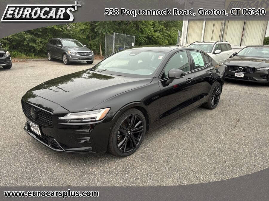 2024 VOLVO S60