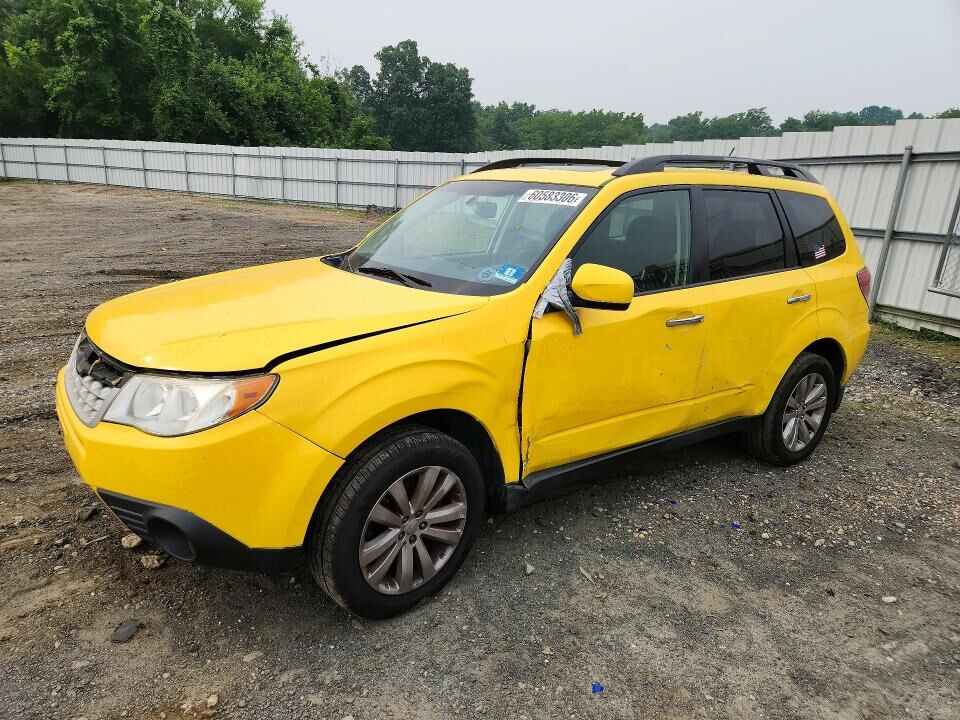 2013 SUBARU Forester