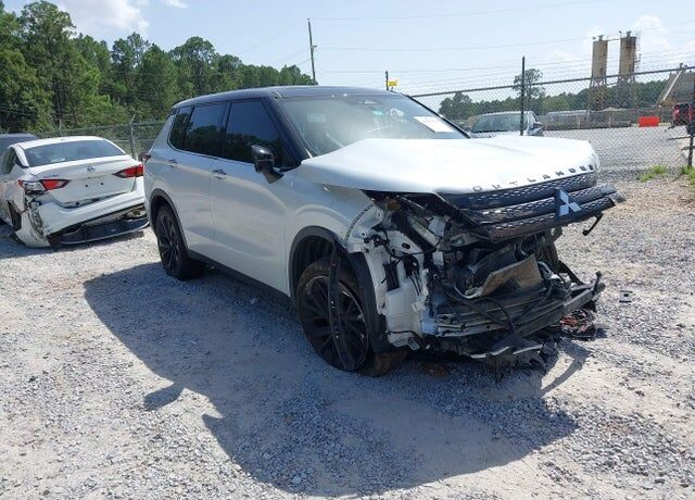 2023 MITSUBISHI Outlander
