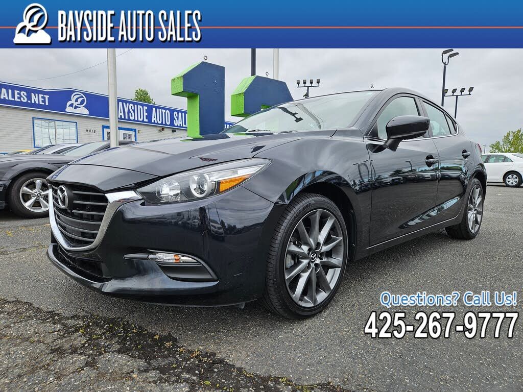 2018 MAZDA Mazda3