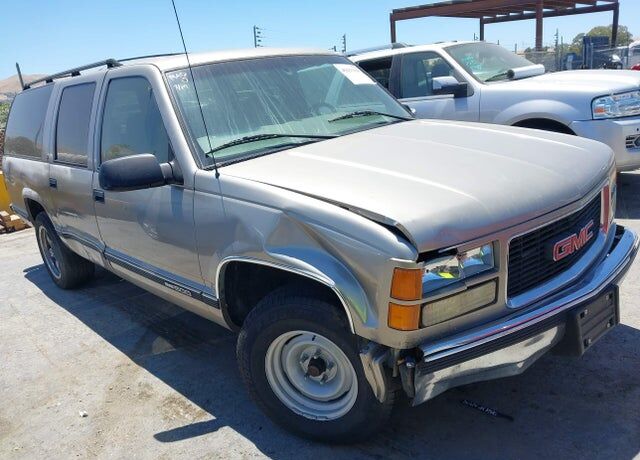 1999 GMC Suburban
