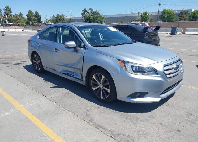 2016 SUBARU Legacy