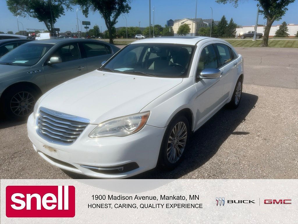 2011 CHRYSLER 200