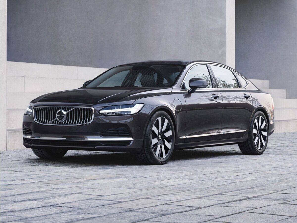 2024 VOLVO S90