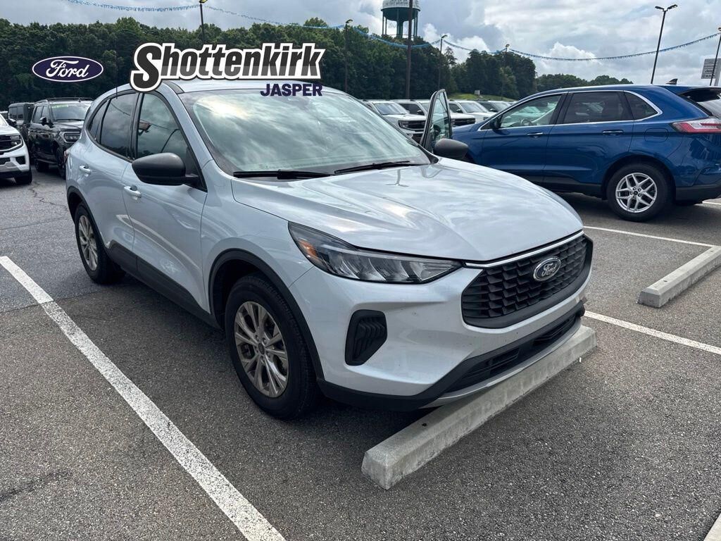 2026 FORD Escape