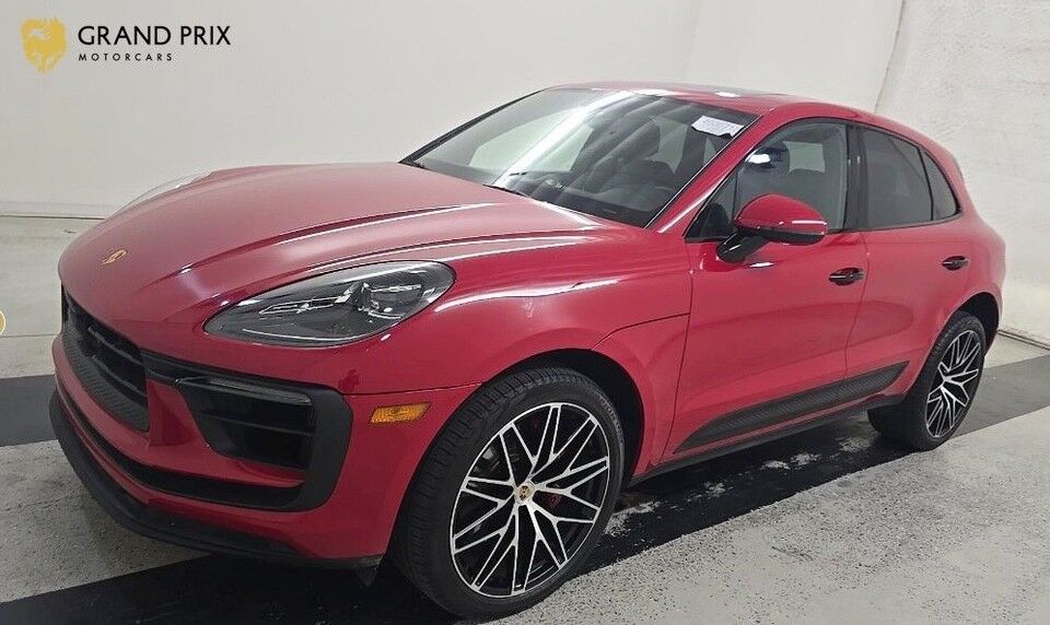 2023 PORSCHE Macan