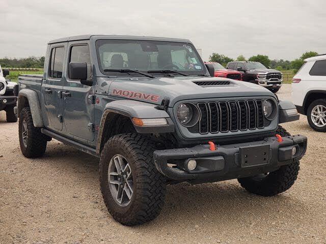 2025 JEEP Gladiator