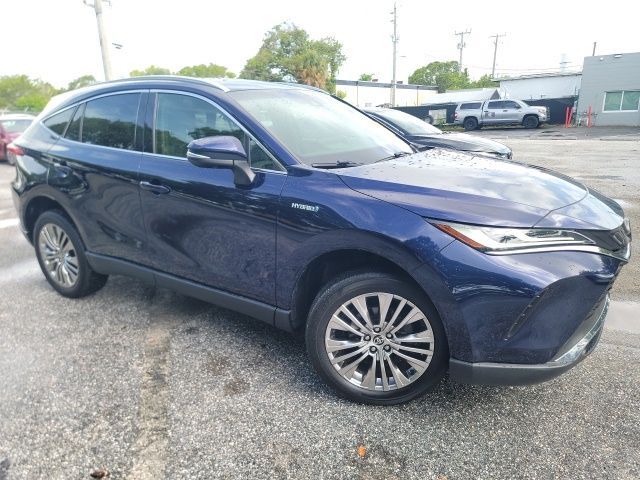 2021 TOYOTA Venza