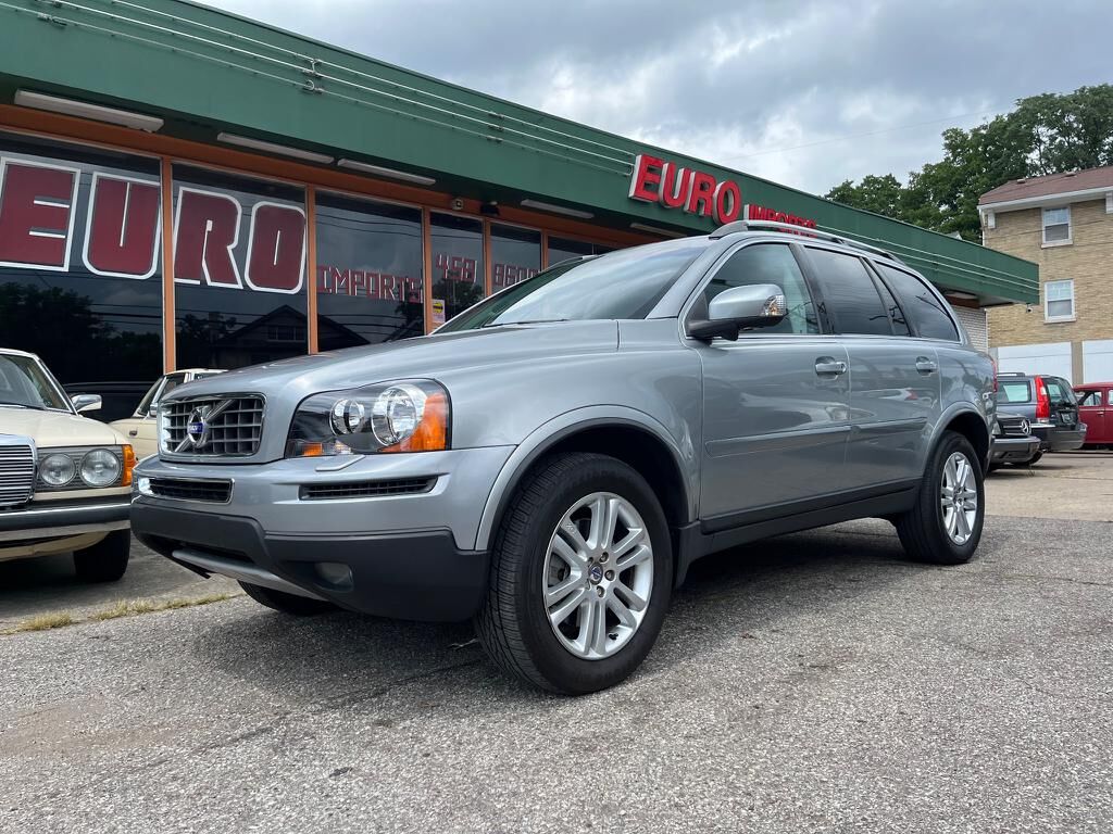 2011 VOLVO XC90