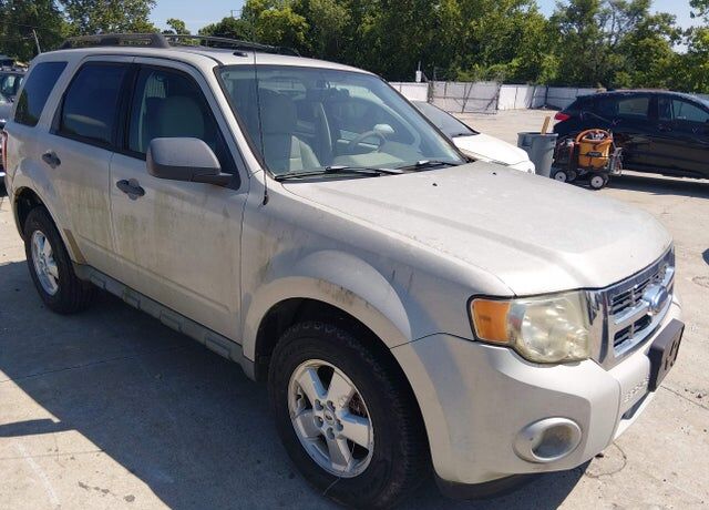 2009 FORD Escape