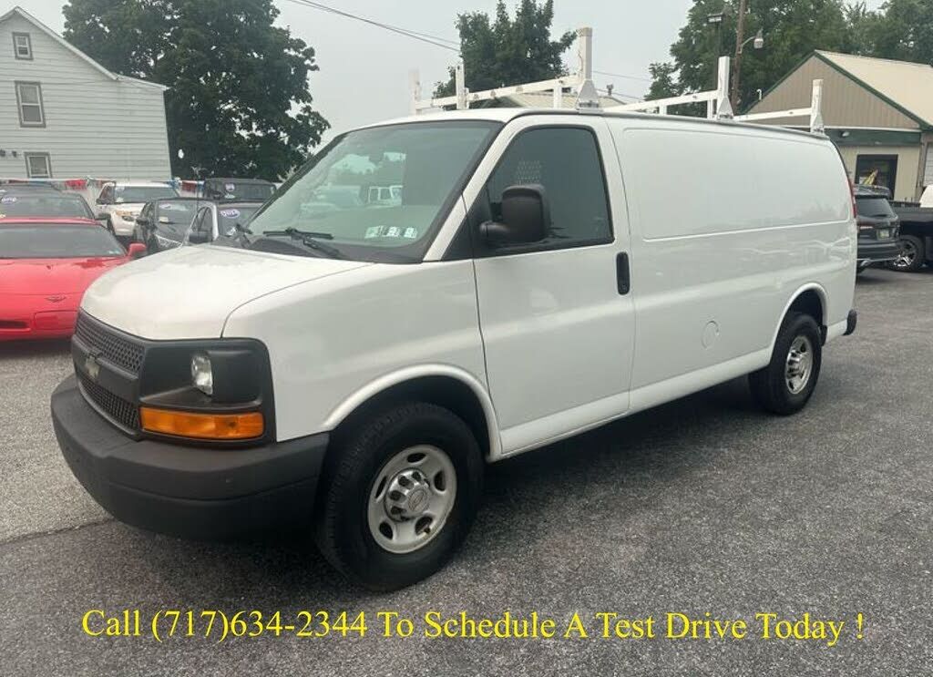 2013 CHEVROLET Express