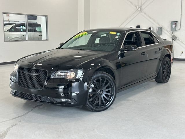 2015 CHRYSLER 300