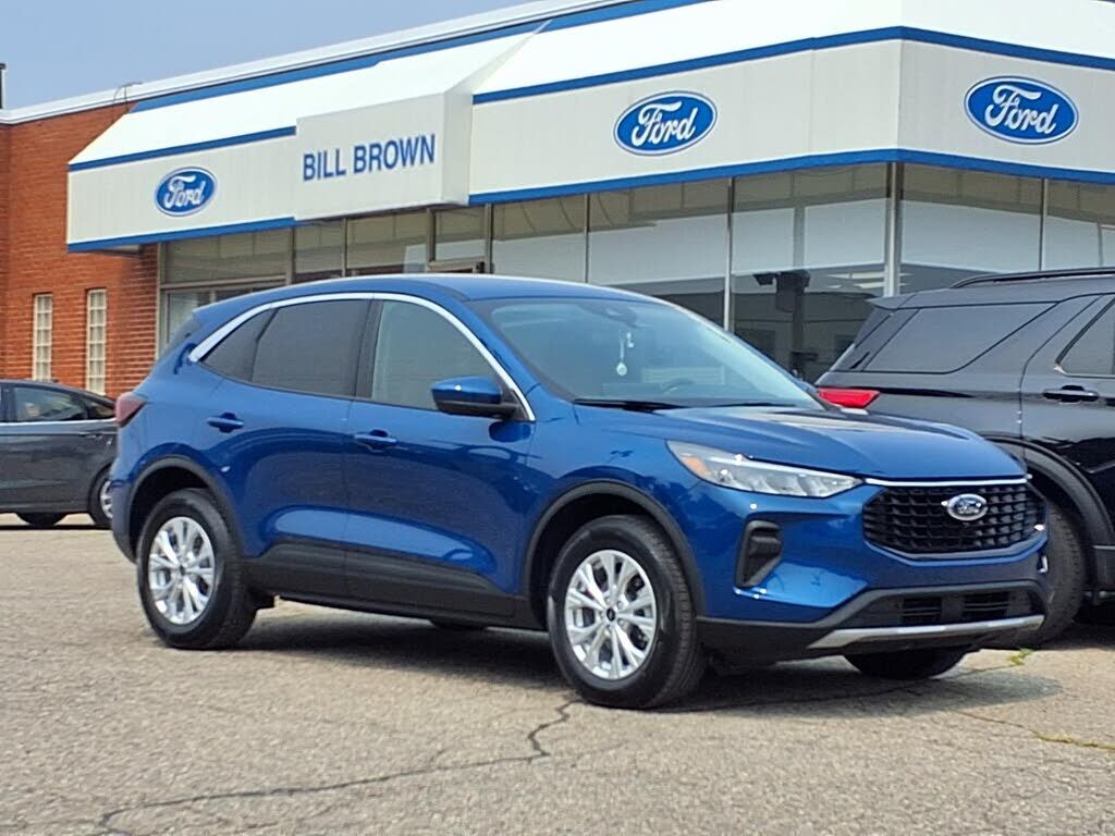 2023 FORD Escape