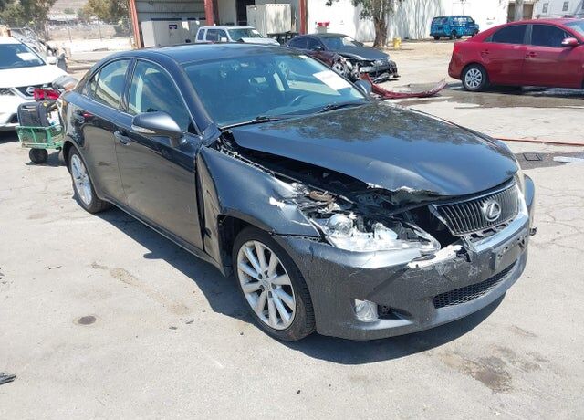 2010 LEXUS IS