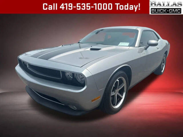 2011 DODGE Challenger