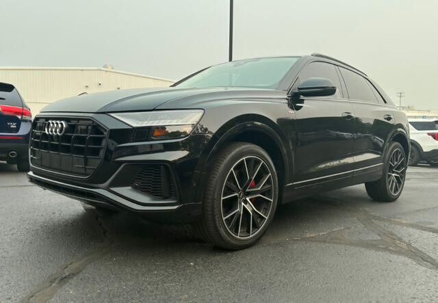 2021 AUDI Q8