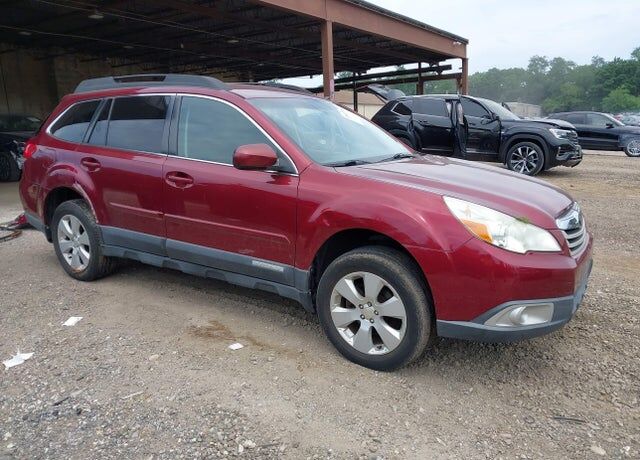 2012 SUBARU Outback