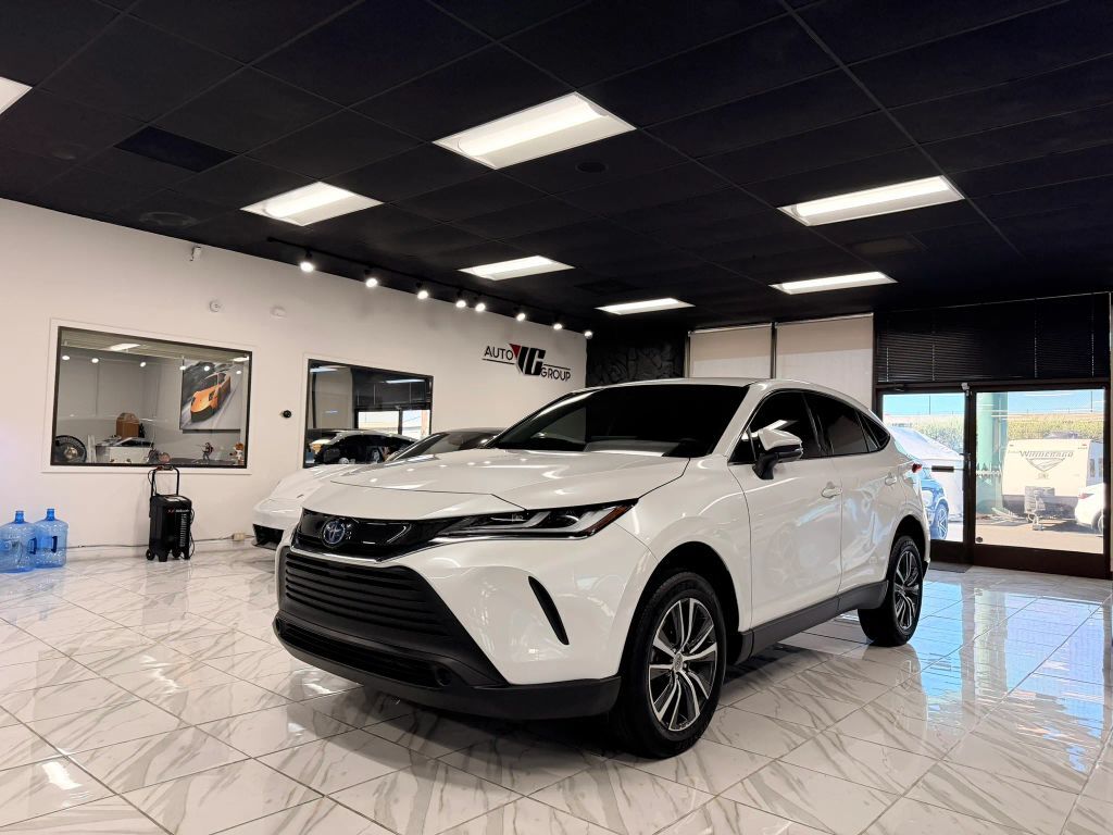 2024 TOYOTA Venza