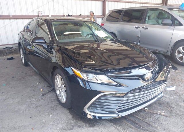 2023 TOYOTA Camry