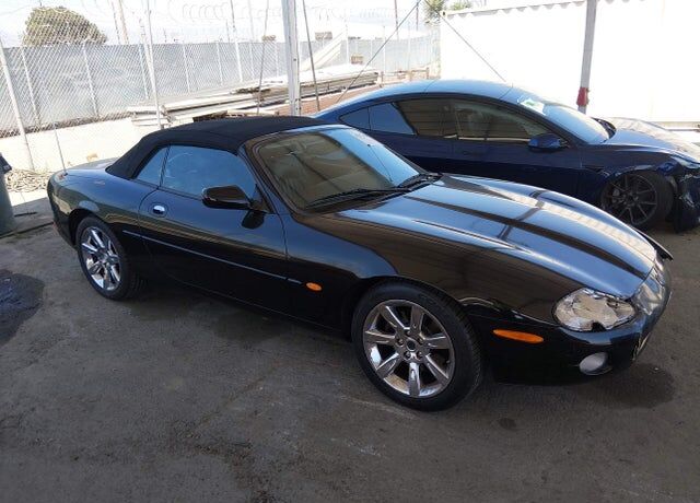 2003 JAGUAR XK8