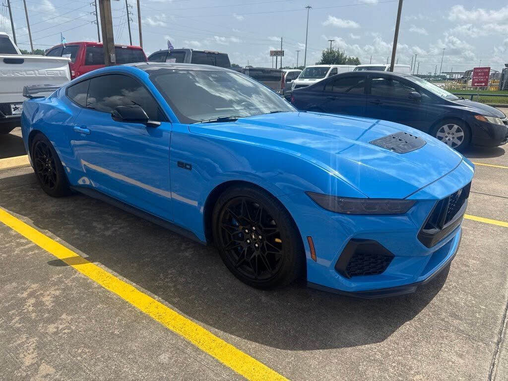 2024 FORD Mustang