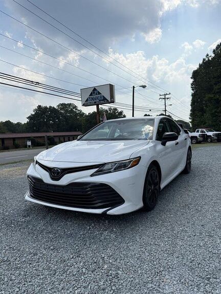 2019 TOYOTA Camry