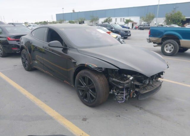 2022 TESLA Model S