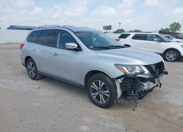 2018 NISSAN Pathfinder
