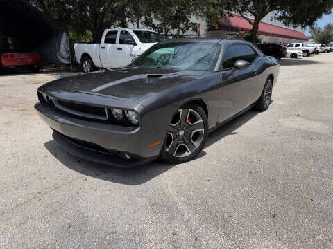 2013 DODGE Challenger