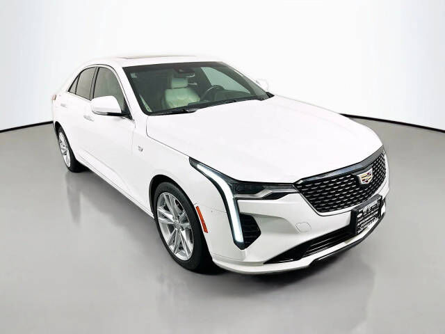 2022 CADILLAC CT4