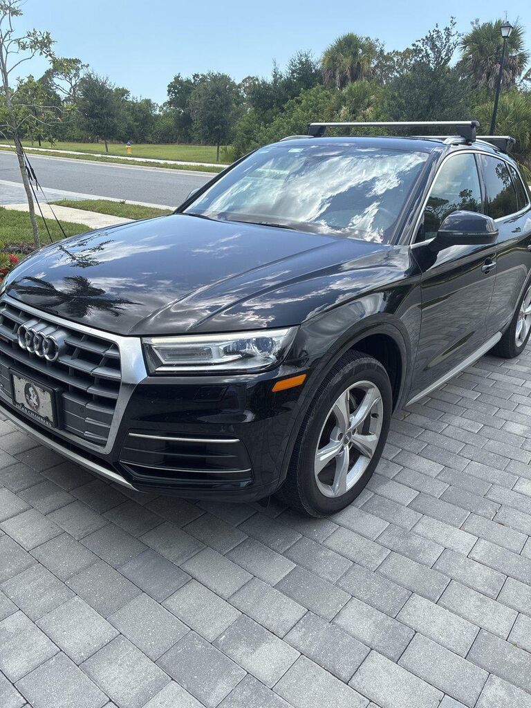 2020 AUDI Q5