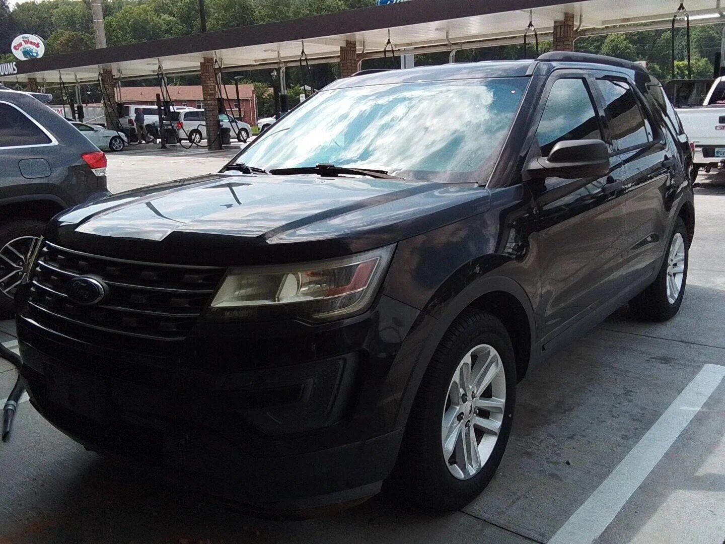 2017 FORD Explorer