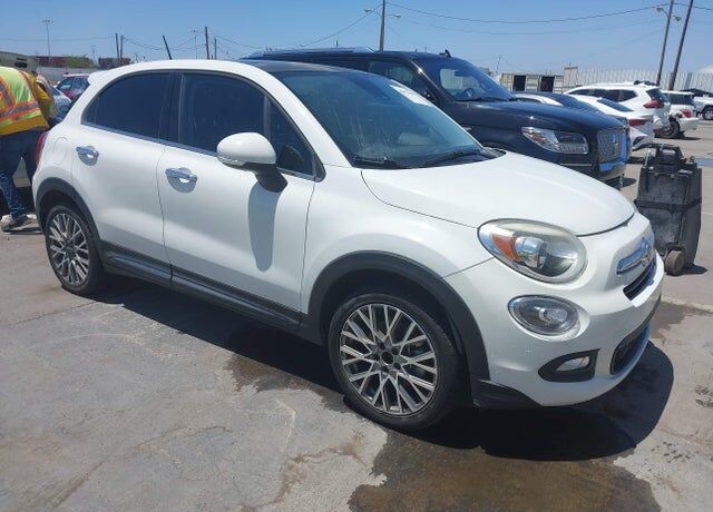 2017 FIAT 500X