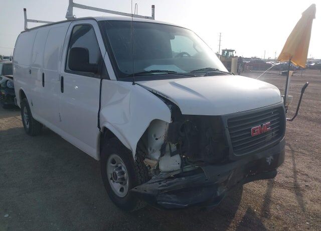 2016 GMC Savana