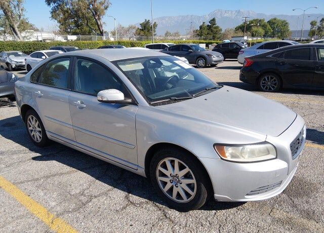 2009 VOLVO S40