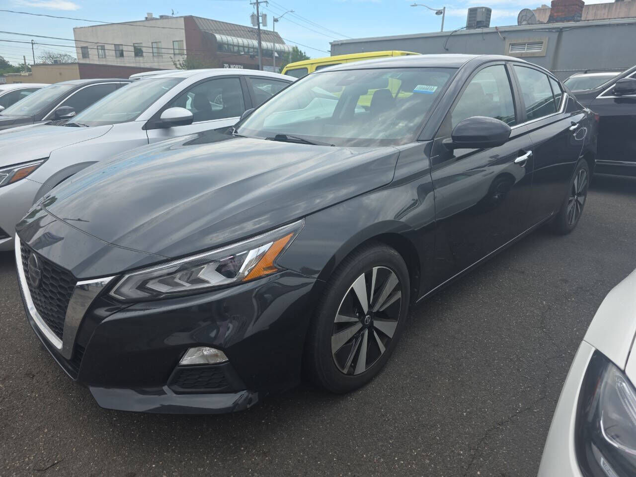 2022 NISSAN Altima