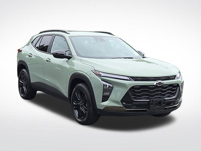 2025 CHEVROLET Trax