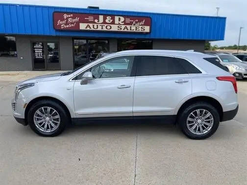 2017 CADILLAC XT5