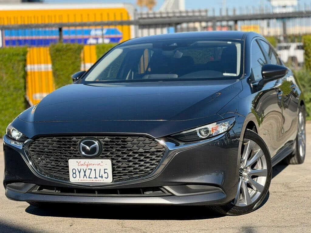 2020 MAZDA Mazda3