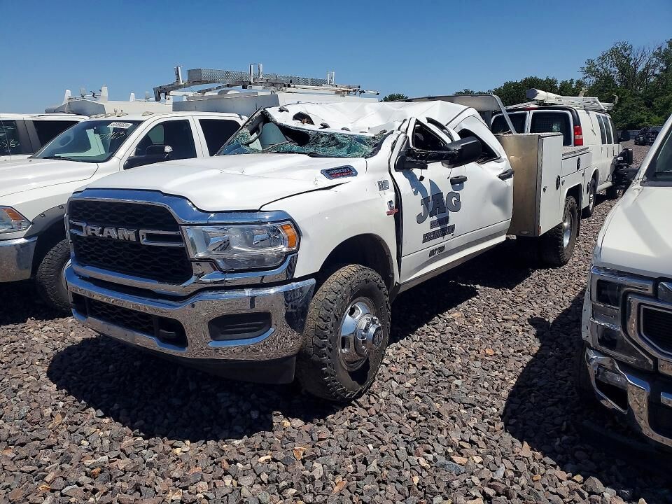 2021 RAM 3500