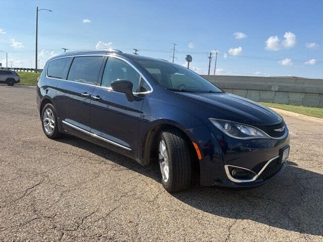 2018 CHRYSLER Pacifica