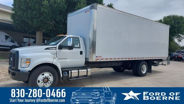 2027 FORD F-750