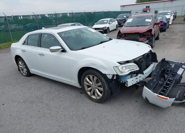 2016 CHRYSLER 300